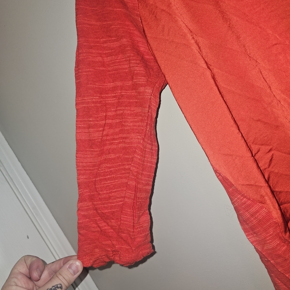 A Pea In The Pod Maternity Shirt - Picture 4 of 6